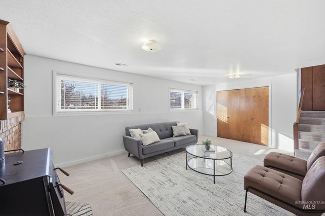 1132 S Amaya Pl, Boise, ID 83709