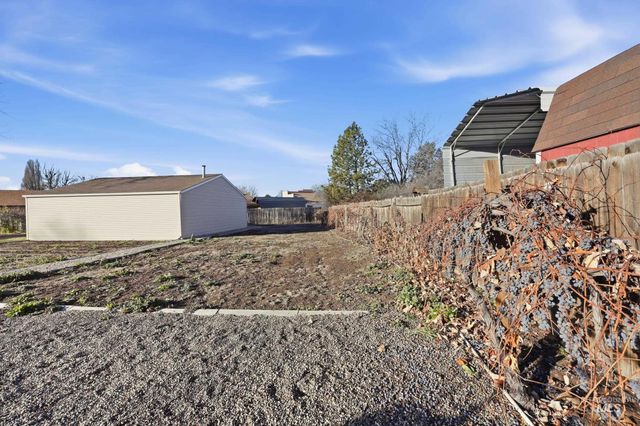 1132 S Amaya Pl, Boise, ID 83709