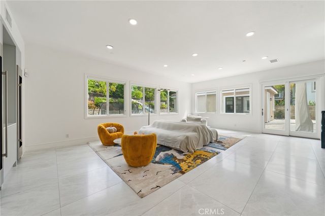 18857 SECRETARIAT WAY, Yorba Linda, CA 92886