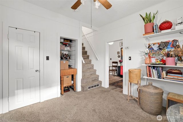 525 12th Avenue SE, Olympia, WA 98501