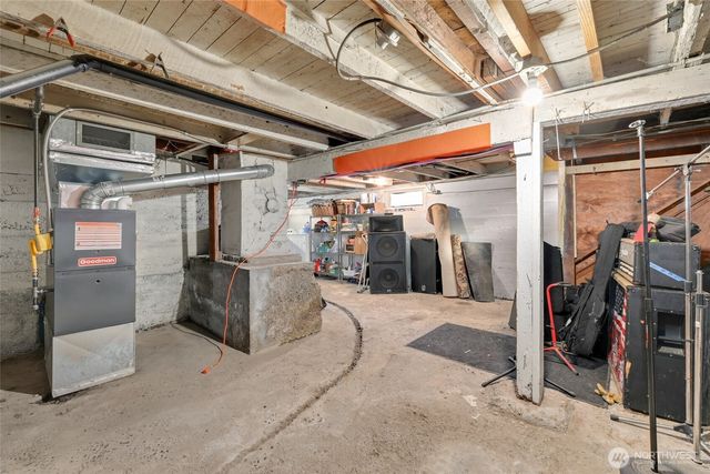 525 12th Avenue SE, Olympia, WA 98501