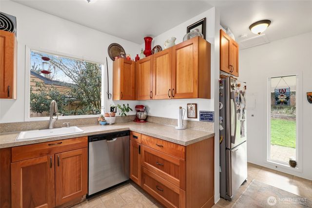 525 12th Avenue SE, Olympia, WA 98501