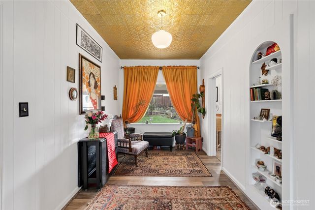 525 12th Avenue SE, Olympia, WA 98501