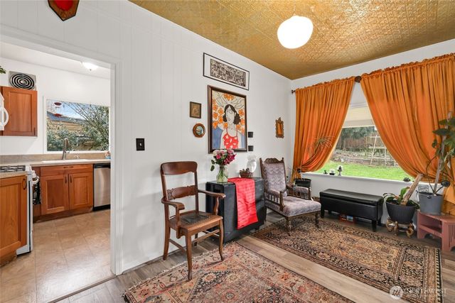 525 12th Avenue SE, Olympia, WA 98501