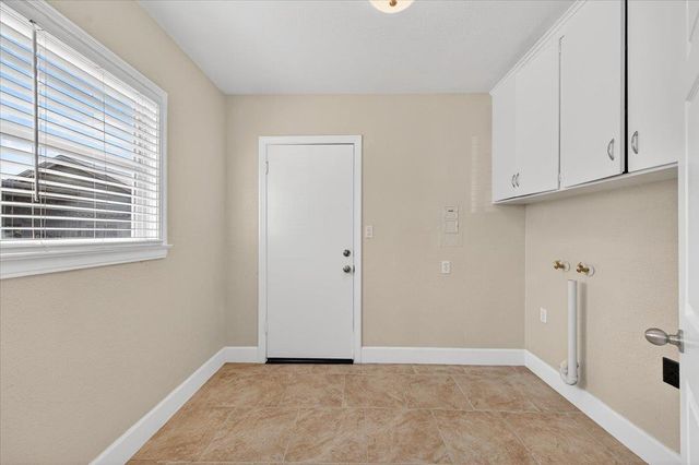 1146 E Cortland, Fresno, CA 93704