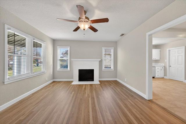 1146 E Cortland, Fresno, CA 93704