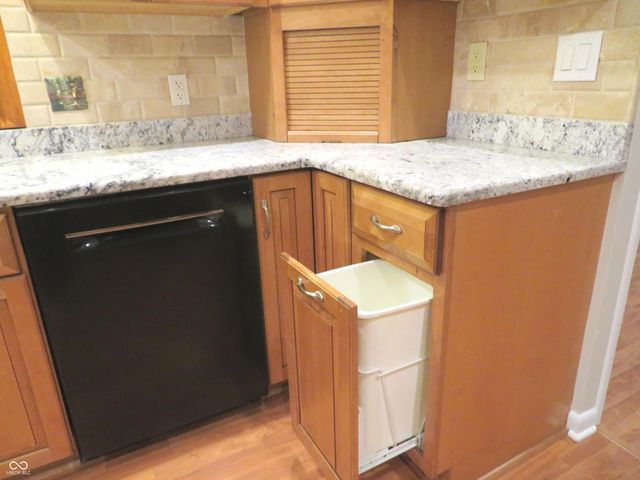 8312 Northern Drive, Avon, IN 46123