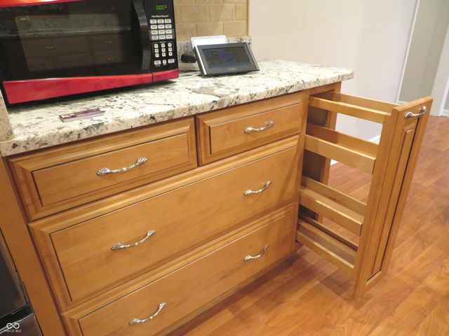 8312 Northern Drive, Avon, IN 46123