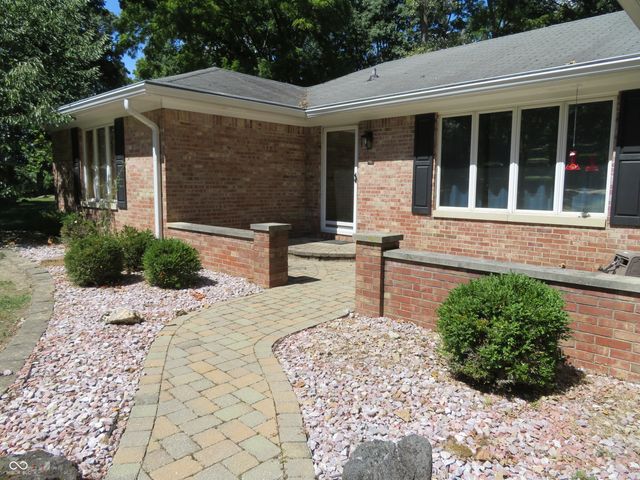 8312 Northern Drive, Avon, IN 46123