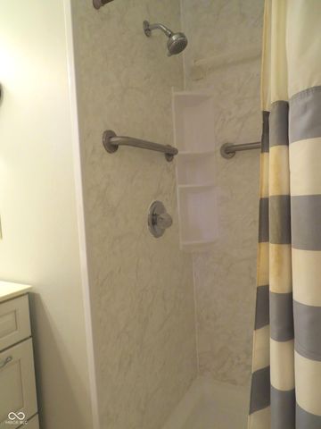 8312 Northern Drive, Avon, IN 46123