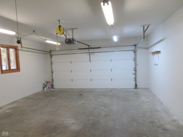 8312 Northern Drive, Avon, IN 46123