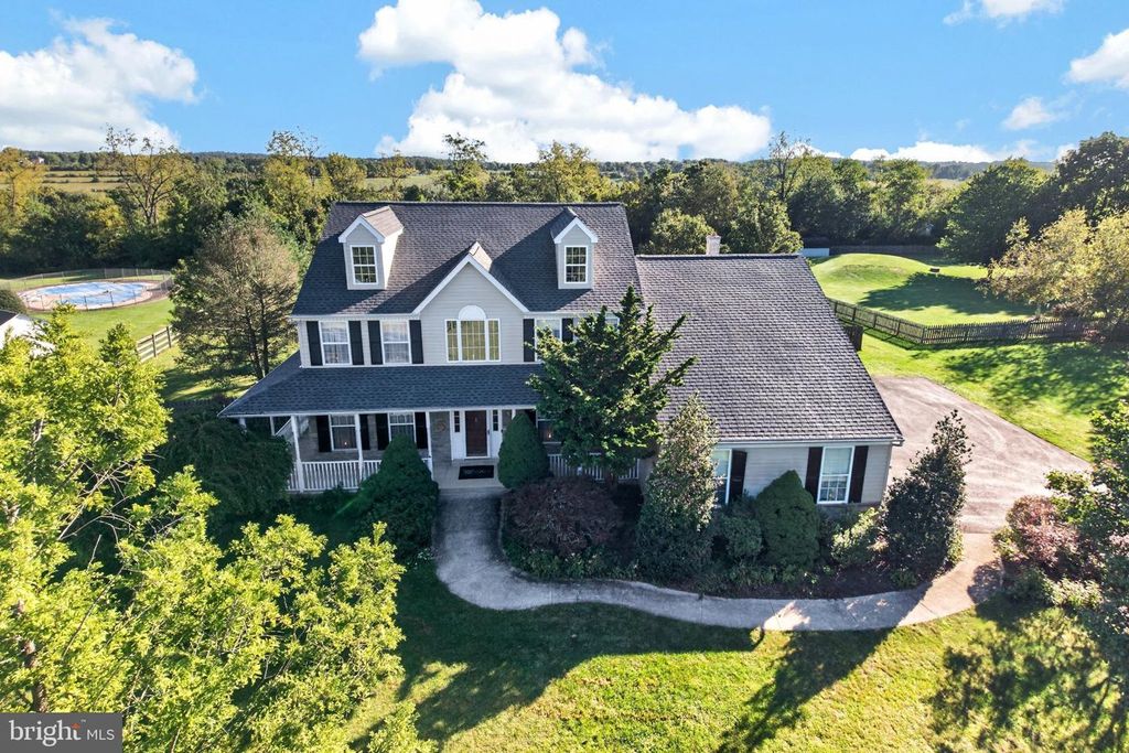 142 CLOVER LN, PERKIOMENVILLE, PA 18074 — photo 4