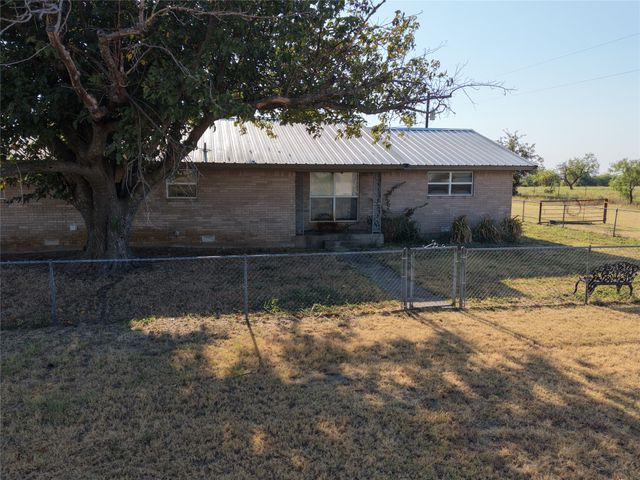 139 PR 2660, Decatur, TX 76234