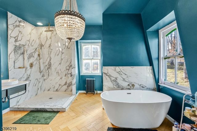 1370 Johnston Dr, Watchung Boro, NJ 07069