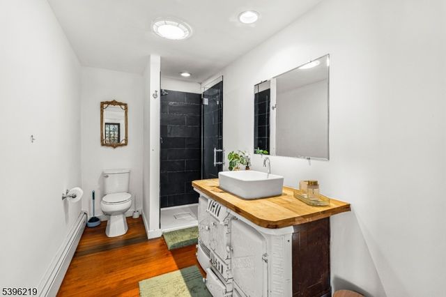 1370 Johnston Dr, Watchung Boro, NJ 07069