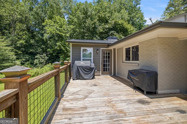 4060 Ponderosa Lane, Gainesville, GA 30506
