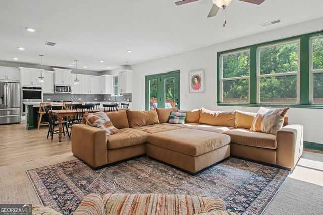 365 Caledonia Court, Peachtree City, GA 30269