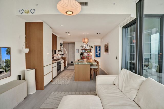 2831 S Bayshore Drive 2204, Miami, FL 33133