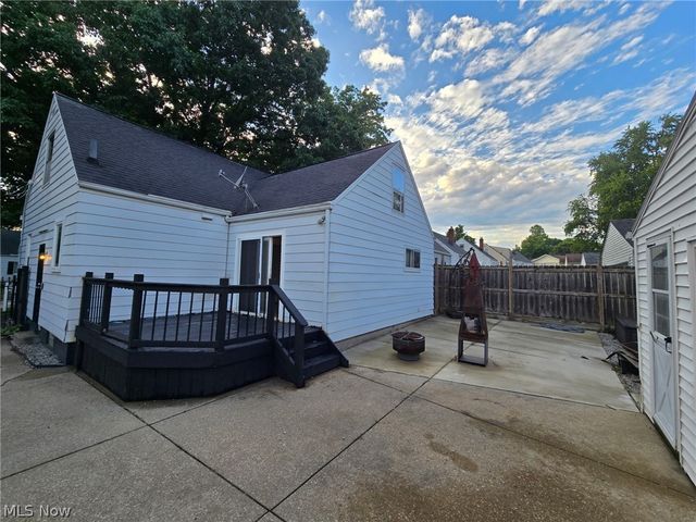 1853 Evergreen Avenue, Akron, OH 44301