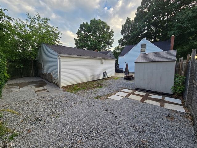 1853 Evergreen Avenue, Akron, OH 44301