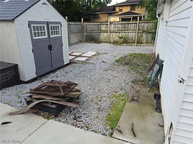 1853 Evergreen Avenue, Akron, OH 44301