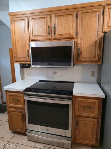 1853 Evergreen Avenue, Akron, OH 44301