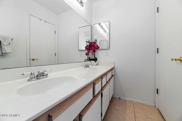 860 N MCQUEEN Road 1121, Chandler, AZ 85225