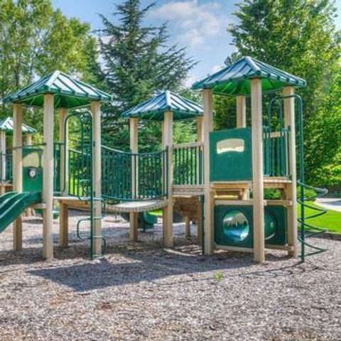 1095 Winding Branch Drive, Canton, GA 30114