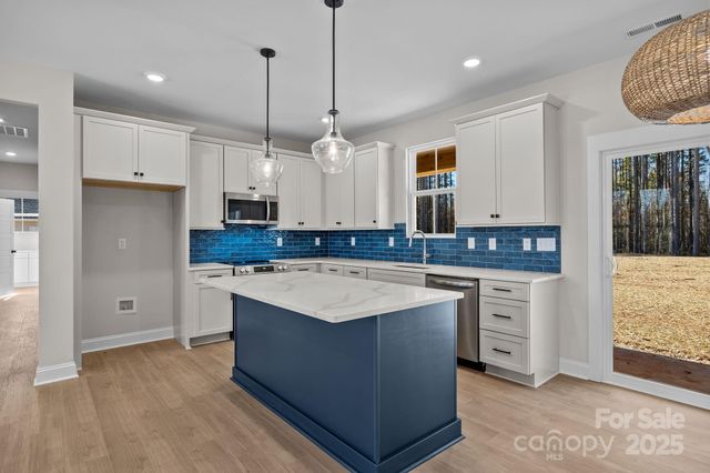 2319 Lee Lawing Road, Lincolnton, NC 28092