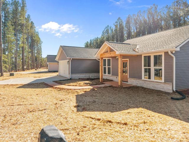 2319 Lee Lawing Road, Lincolnton, NC 28092