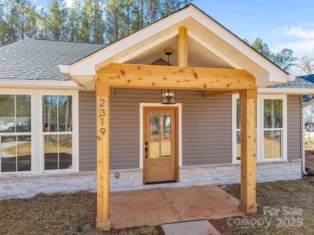 2319 Lee Lawing Road, Lincolnton, NC 28092