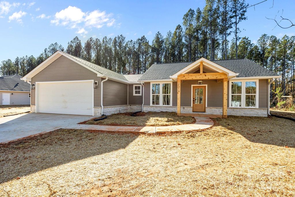2319 Lee Lawing Road, Lincolnton, NC 28092