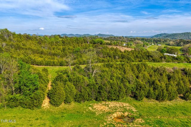 336 Cloud Creek Road, Rogersville, TN 37857