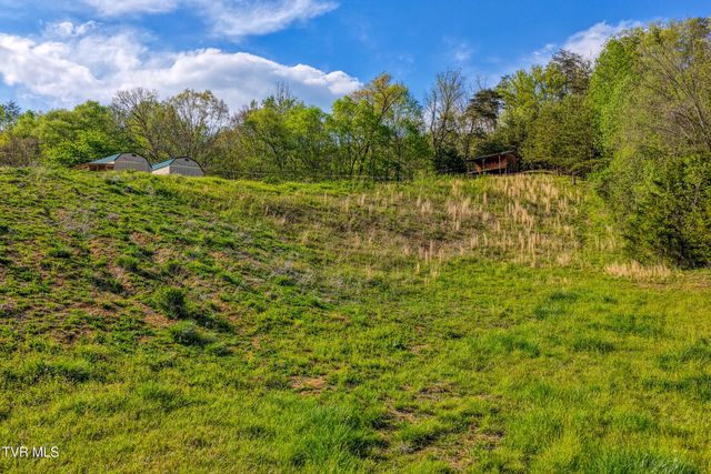 336 Cloud Creek Road, Rogersville, TN 37857