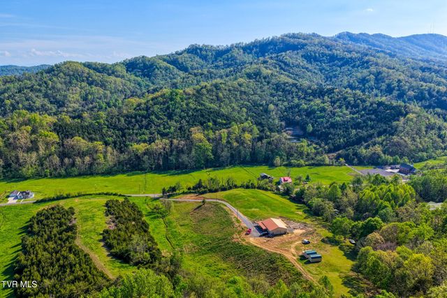 336 Cloud Creek Road, Rogersville, TN 37857