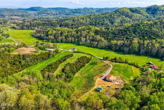 336 Cloud Creek Road, Rogersville, TN 37857