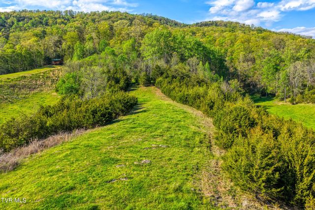 336 Cloud Creek Road, Rogersville, TN 37857