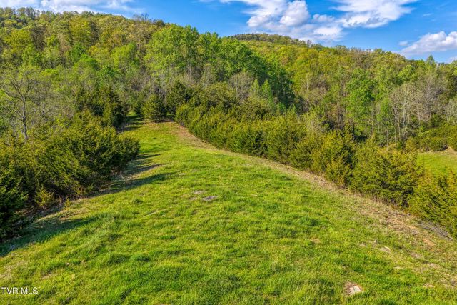 336 Cloud Creek Road, Rogersville, TN 37857