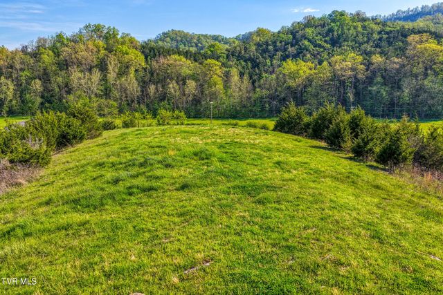 336 Cloud Creek Road, Rogersville, TN 37857