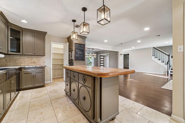 6219 Elmgrove Road, Spring, TX 77389