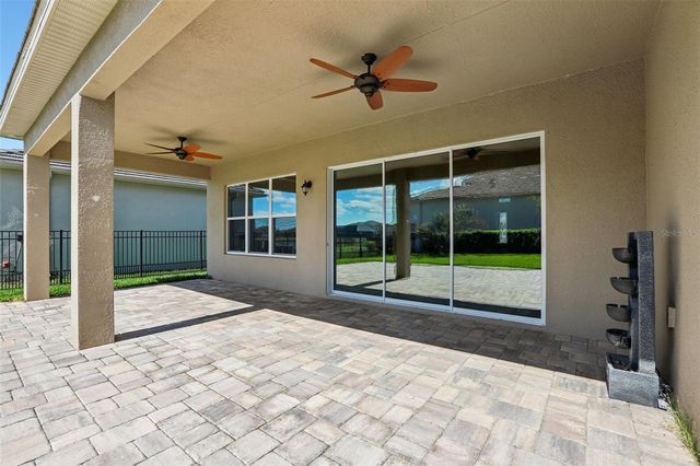 3326 ACACIA BAY AVENUE, Wesley Chapel, FL 33543