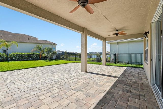 3326 ACACIA BAY AVENUE, Wesley Chapel, FL 33543