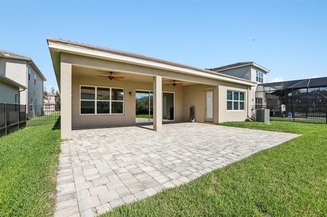 3326 ACACIA BAY AVENUE, Wesley Chapel, FL 33543