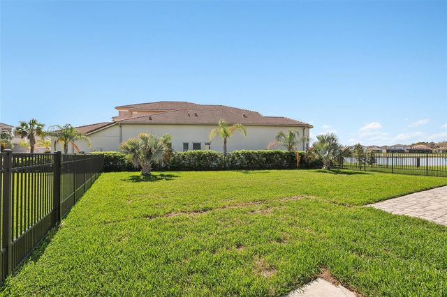3326 ACACIA BAY AVENUE, Wesley Chapel, FL 33543