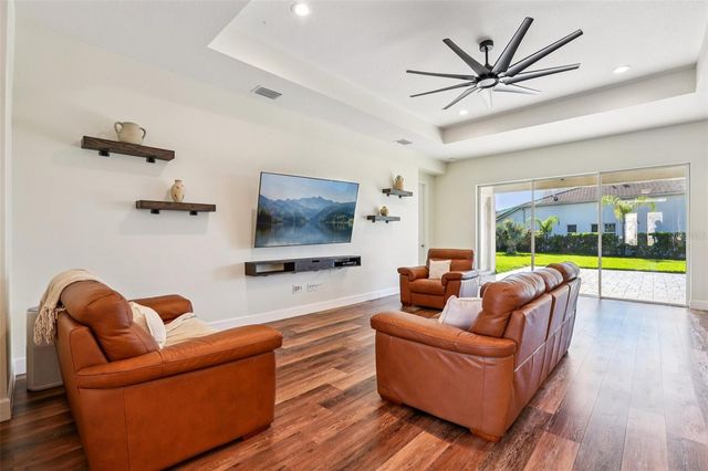 3326 ACACIA BAY AVENUE, Wesley Chapel, FL 33543