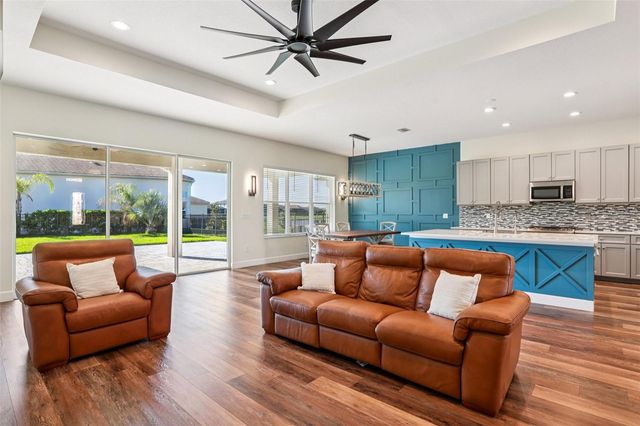 3326 ACACIA BAY AVENUE, Wesley Chapel, FL 33543