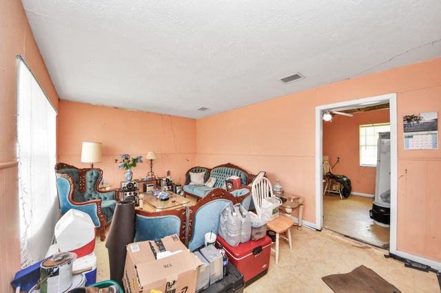 1909 Brooks Avenue, Rosenberg, TX 77471