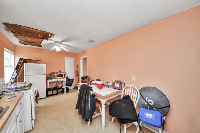 1909 Brooks Avenue, Rosenberg, TX 77471