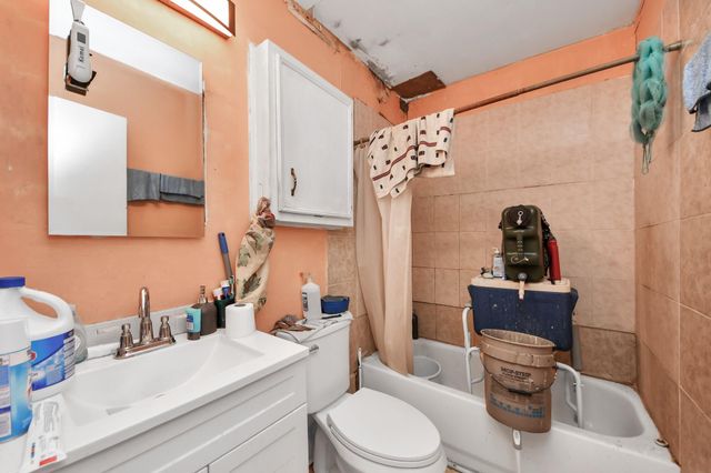 1909 Brooks Avenue, Rosenberg, TX 77471