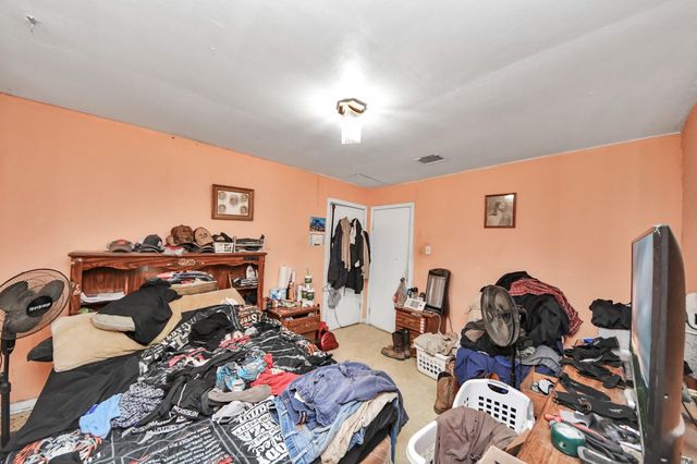1909 Brooks Avenue, Rosenberg, TX 77471